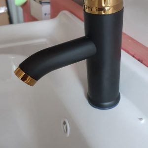 Modern Tap Golden Head